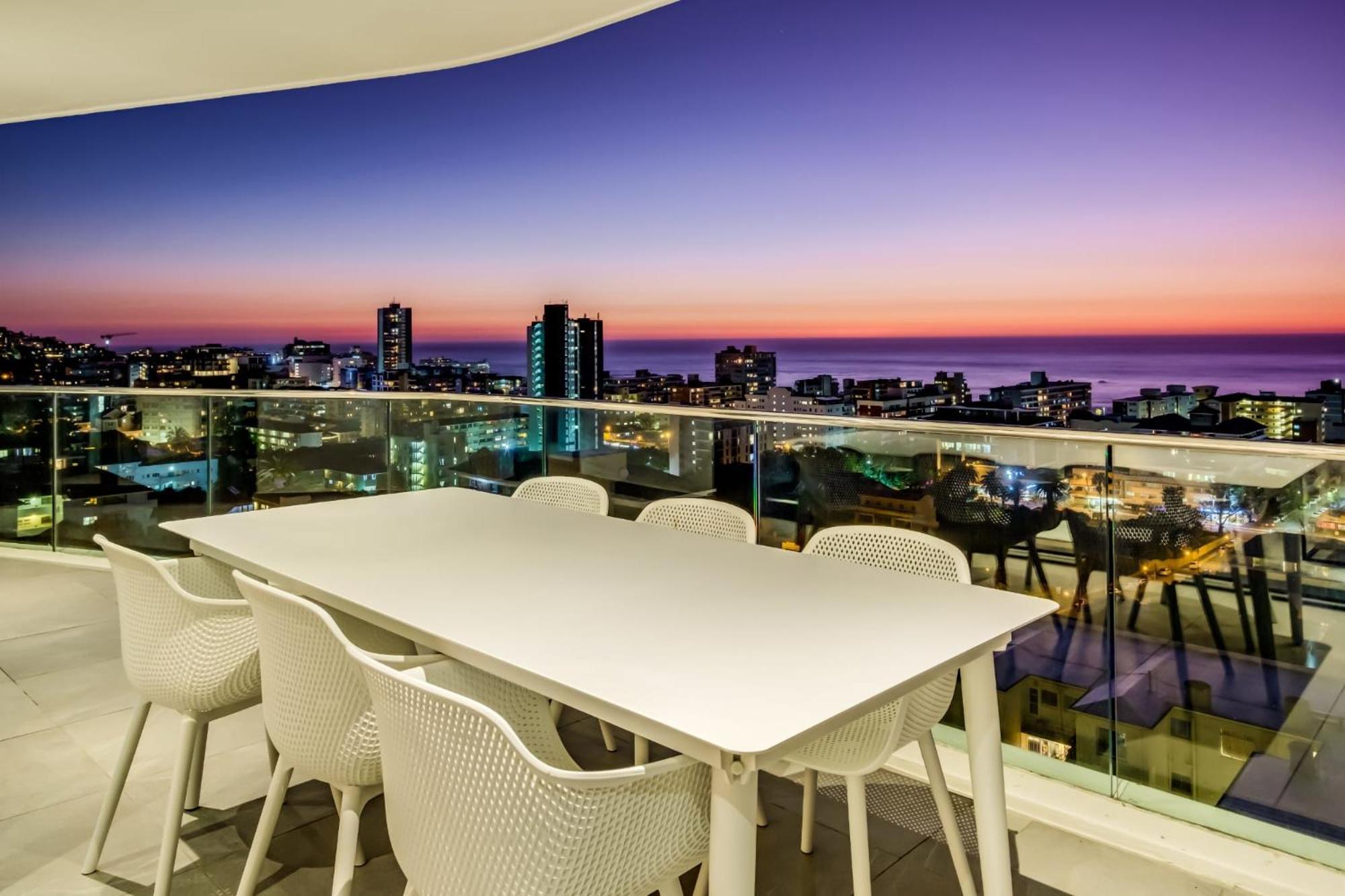 Attique Vue Apartment