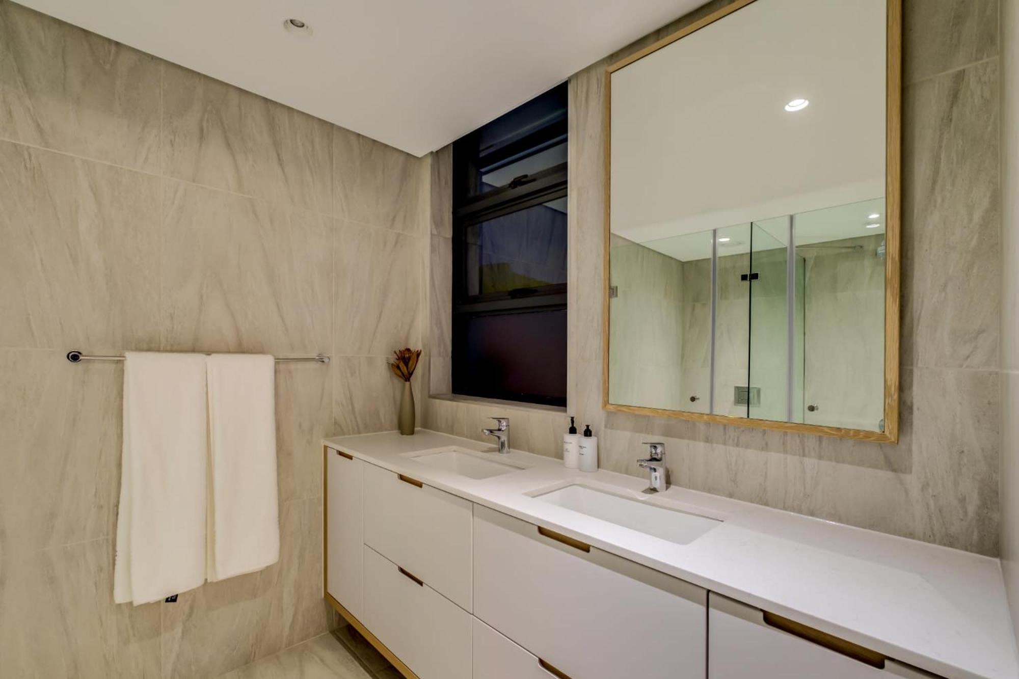 Attique Vue Apartment *